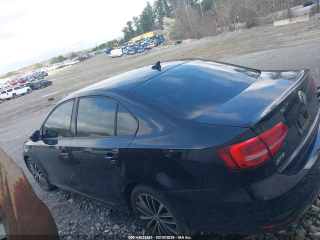 44523462 :رقم المزاد ، 3VWD17AJ8FM225106 vin ، 2015 Volkswagen Jetta 1.8t Sport مزاد بيع