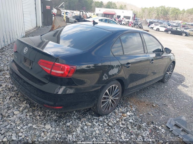 44523462 :رقم المزاد ، 3VWD17AJ8FM225106 vin ، 2015 Volkswagen Jetta 1.8t Sport مزاد بيع