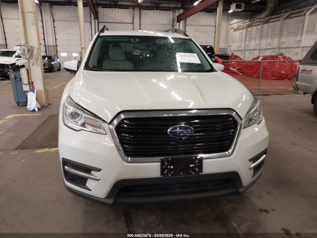 44523478 :رقم المزاد ، 4S4WMAED4N3455791 vin ، 2022 Subaru Ascent Premium مزاد بيع