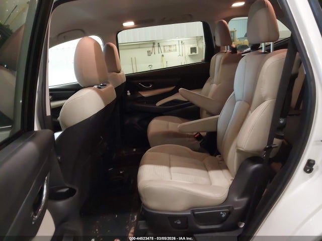 44523478 :رقم المزاد ، 4S4WMAED4N3455791 vin ، 2022 Subaru Ascent Premium مزاد بيع