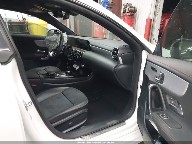 2020 MERCEDES-BENZ CLA 250 WDD5J4GB6LN037617 Photo 4