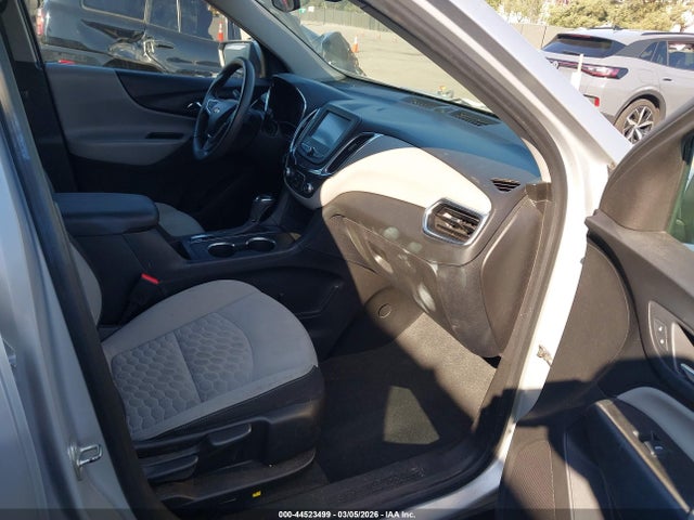 2018 Chevrolet Equinox Lt მანქანა იყიდება აუქციონზე, vin: 2GNAXJEV3J6315305, აუქციონის ნომერი: 44523499