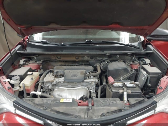 JTMBFREV9HJ144071 Toyota RAV4 LE