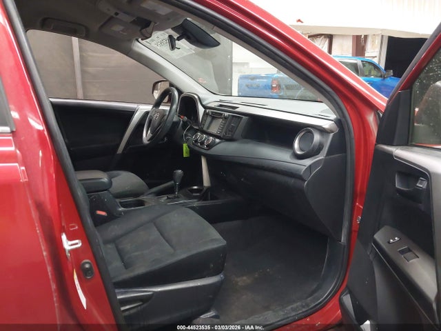 JTMBFREV9HJ144071 Toyota RAV4 LE