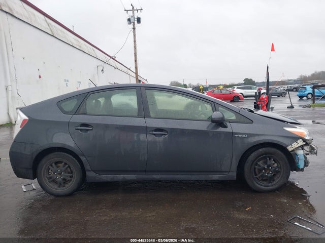 Toyota Prius Three 2014 JTDKN3DU6E0387041 Image 14
