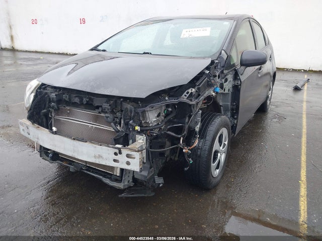 Toyota Prius Three 2014 JTDKN3DU6E0387041 Image 6