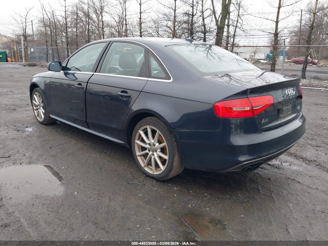 2016 AUDI A4 WAUBFAFLXGN009829 Photo 2