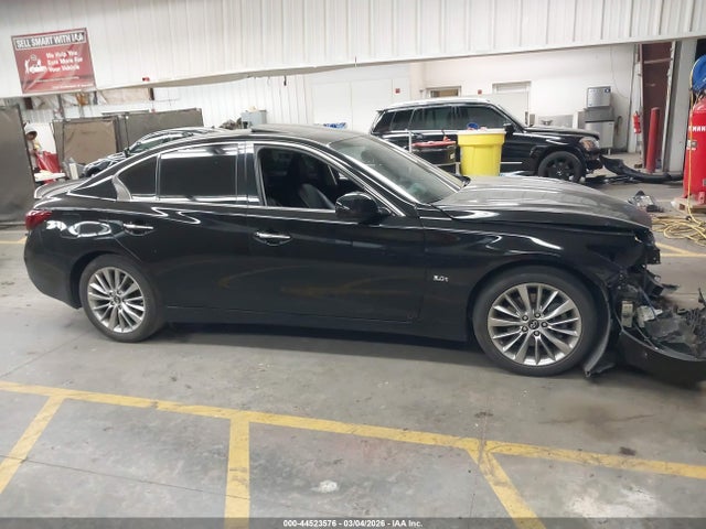 Продажа на аукционе авто 2019 Infiniti Q50 3.0t Luxe, vin: JN1EV7AP7KM517662, номер лота: 44523576