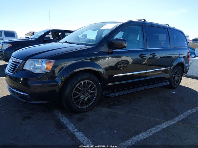 2013 Chrysler Town & Country Touring მანქანა იყიდება აუქციონზე, vin: 2C4RC1BG7DR525731, აუქციონის ნომერი: 44523583