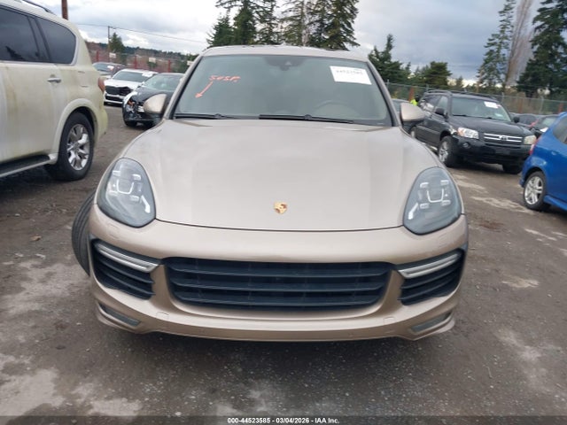 Porsche Cayenne Turbo 2015 WP1AC2A20FLA82941 Image 13
