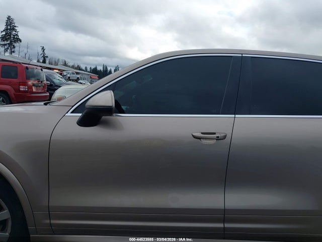 Porsche Cayenne Turbo 2015 WP1AC2A20FLA82941 Image 15