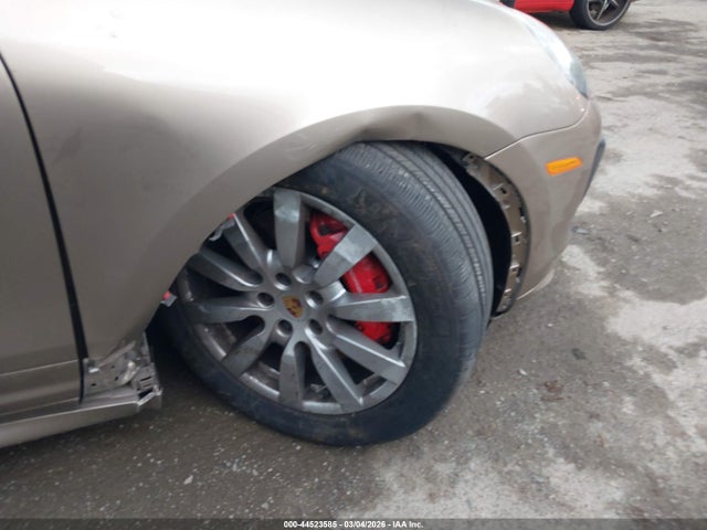 Porsche Cayenne Turbo 2015 WP1AC2A20FLA82941 Image 19