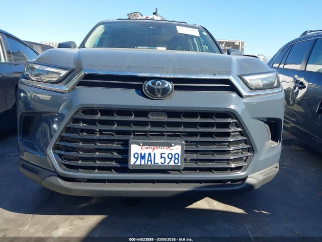 Toyota Grand Highlander 2024 5TDAAAB55RS048362 Image 26