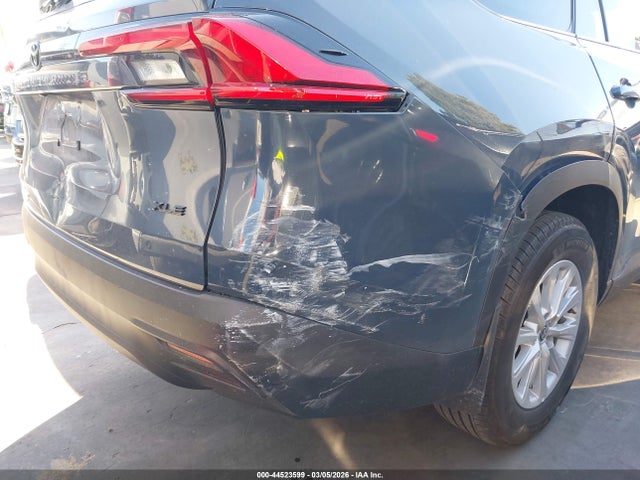 Toyota Grand Highlander 2024 5TDAAAB55RS048362 Image 34