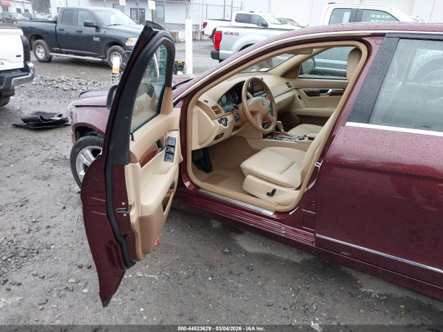 Продаж на аукціоні авто 2008 Mercedes-benz C 300 Luxury/sport, vin: WDDGF54X58F064390, номер лоту: 44523629