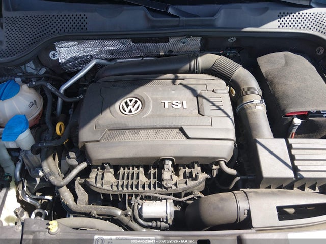 Volkswagen Beetle 1.8t Classic 2016 3VWF17AT3GM636053 Image 10