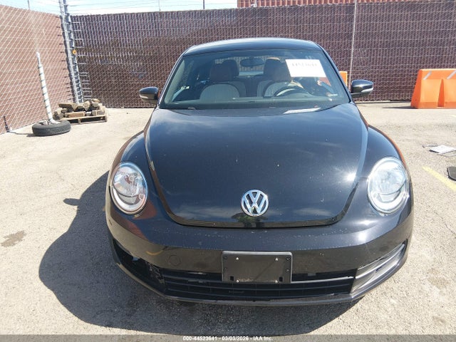 Volkswagen Beetle 1.8t Classic 2016 3VWF17AT3GM636053 Image 12
