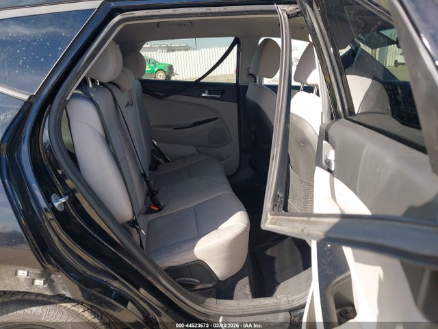 Hyundai TUCSON SE 2019 KM8J23A48KU845249 Image 8