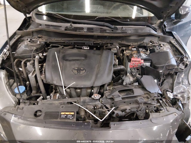 3MYDLBYV0HY160564 Toyota YARIS IA