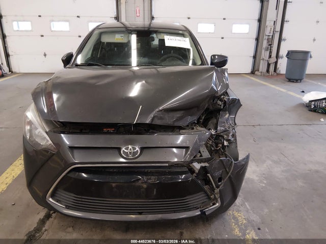 3MYDLBYV0HY160564 Toyota YARIS IA