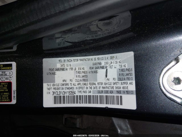 3MYDLBYV0HY160564 Toyota YARIS IA