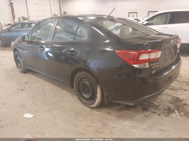 2018 SUBARU IMPREZA 4S3GKAA65J3617217 Photo 2