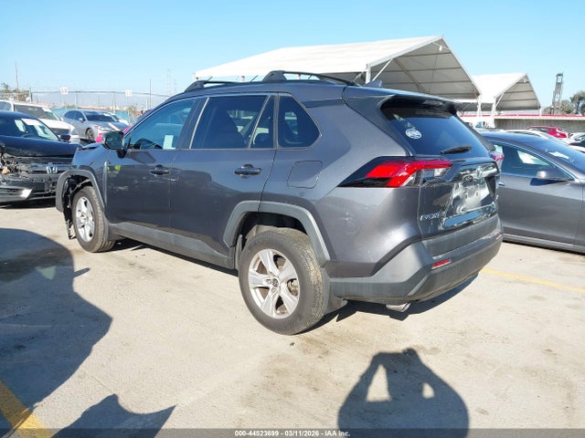 2021 TOYOTA RAV4 2T3W1RFV9MW157123 Photo 2