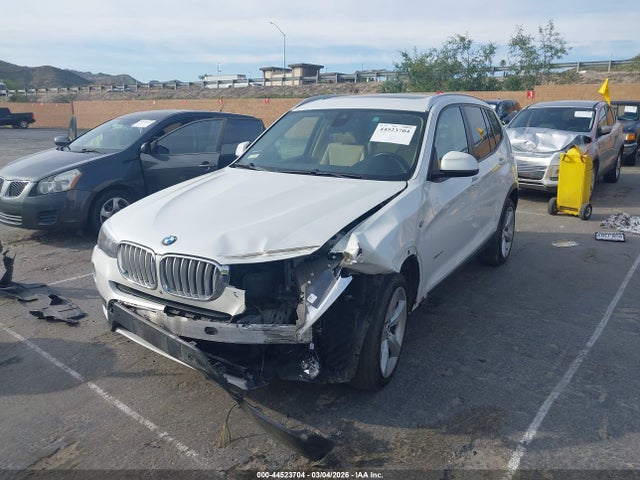 2017 BMW X3 5UXWX9C31H0W74104 Photo 1