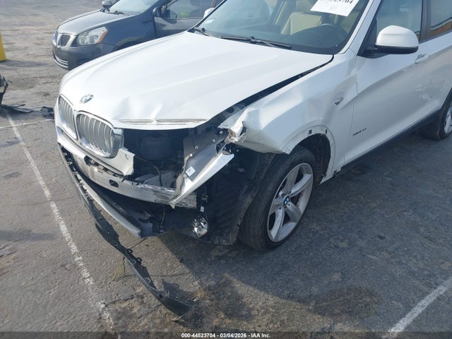 2017 BMW X3 5UXWX9C31H0W74104 Photo 5