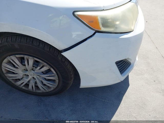 44523708 :رقم المزاد ، 4T1BF1FK9EU416789 vin ، 2014 Toyota Camry Le مزاد بيع