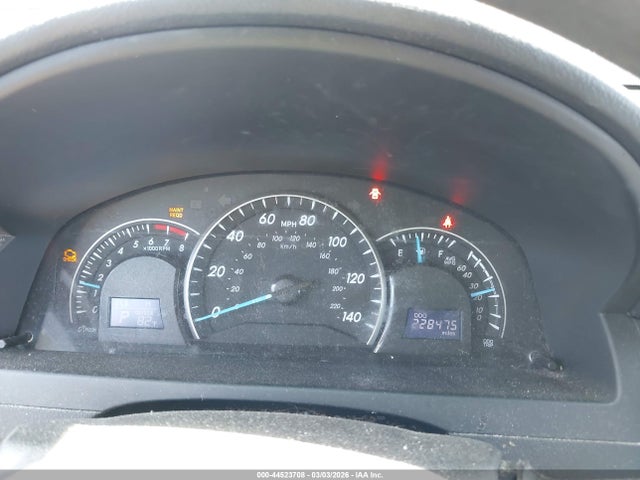 44523708 :رقم المزاد ، 4T1BF1FK9EU416789 vin ، 2014 Toyota Camry Le مزاد بيع