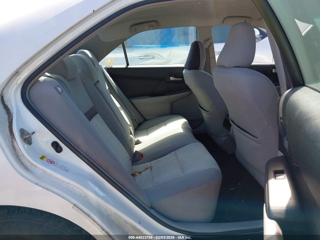 44523708 :رقم المزاد ، 4T1BF1FK9EU416789 vin ، 2014 Toyota Camry Le مزاد بيع