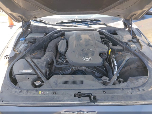Hyundai Genesis 3.8 2015 KMHGN4JEXFU096668 Image 10