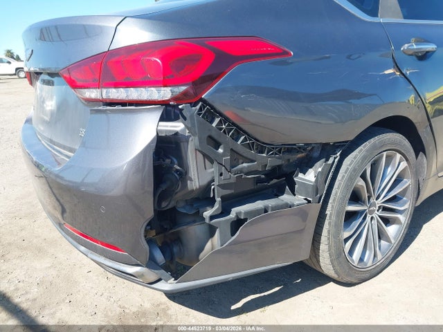 Hyundai Genesis 3.8 2015 KMHGN4JEXFU096668 Image 17