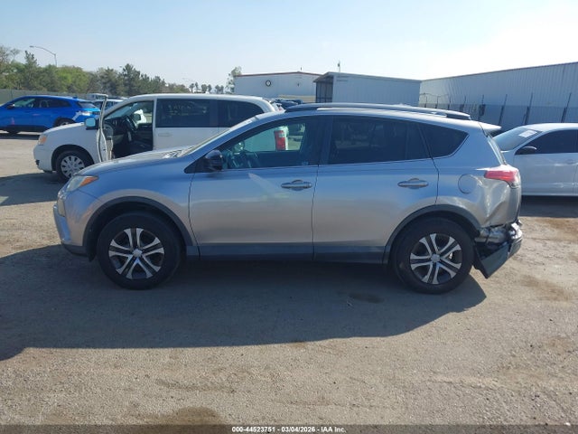 Toyota RAV4 LE 2017 2T3ZFREV4HW378621 Image 14