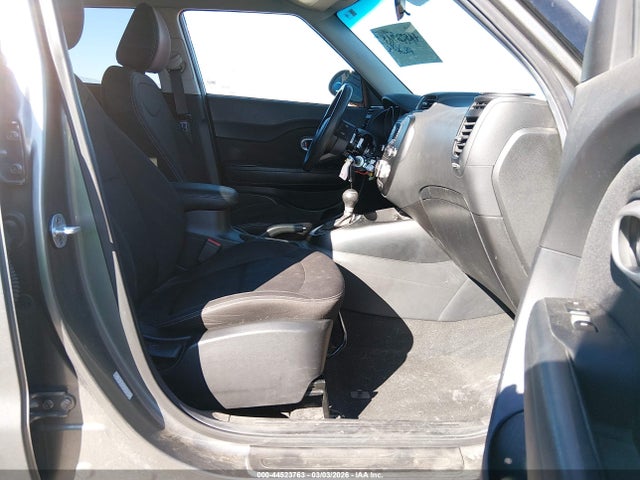 KIA Soul 2016 KNDJN2A28G7390283 Image 5