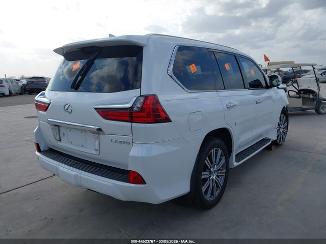 JTJHY7AX9G4194530 Lexus LX 570
