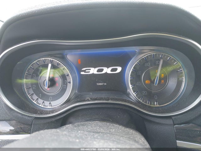 44523768 :رقم المزاد ، 2C3CCAAG0FH931113 vin ، 2015 Chrysler 300 Limited مزاد بيع