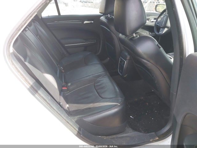 44523768 :رقم المزاد ، 2C3CCAAG0FH931113 vin ، 2015 Chrysler 300 Limited مزاد بيع