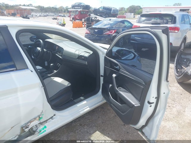 44523776 :رقم المزاد ، 3VWC57BU3MM070101 vin ، 2021 Volkswagen Jetta 1.4t R-line/1.4t S/1.4t Se مزاد بيع