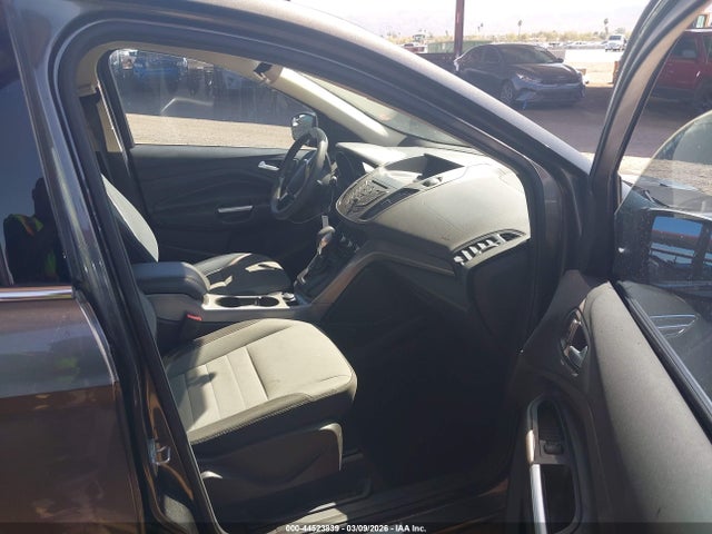 1FMCU9GX0GUA13919 Ford ESCAPE SE