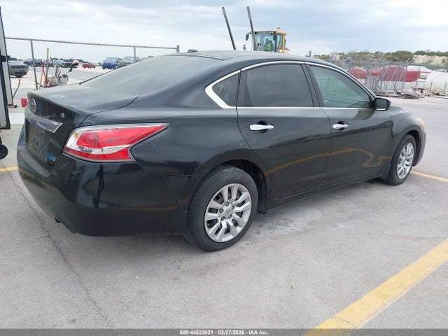 Nissan Altima 2.5 S 2014 1N4AL3AP7EC416566 Image 4