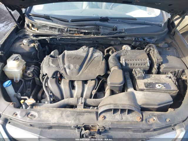 2011 HYUNDAI SONATA 5NPEC4AC7BH176238 Photo 9