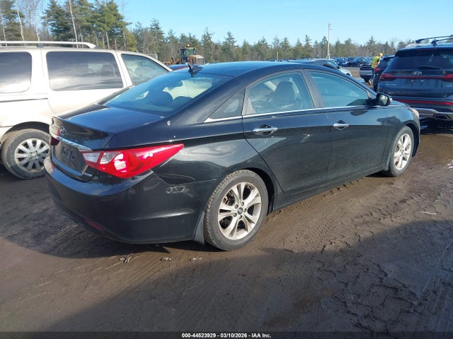 2011 HYUNDAI SONATA 5NPEC4AC7BH176238 Photo 3