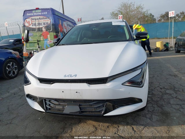 KIA Ev6 Wind 2025 5XYC34JA1SG010911 Image 12
