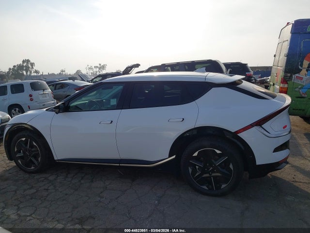 KIA Ev6 Wind 2025 5XYC34JA1SG010911 Image 14