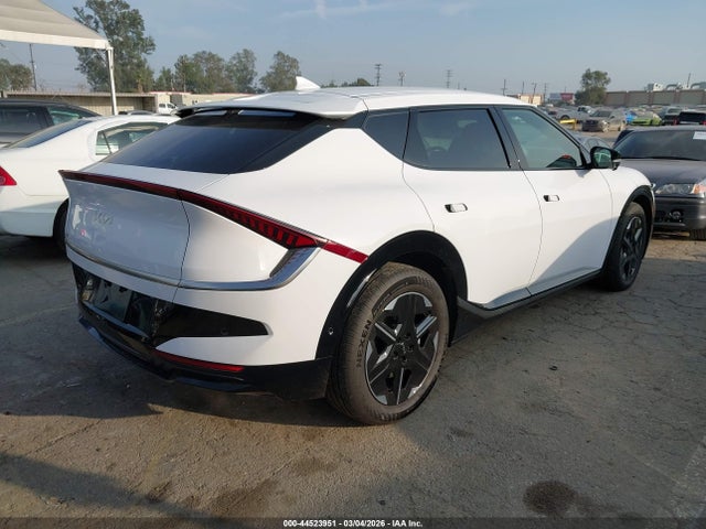 KIA Ev6 Wind 2025 5XYC34JA1SG010911 Image 4