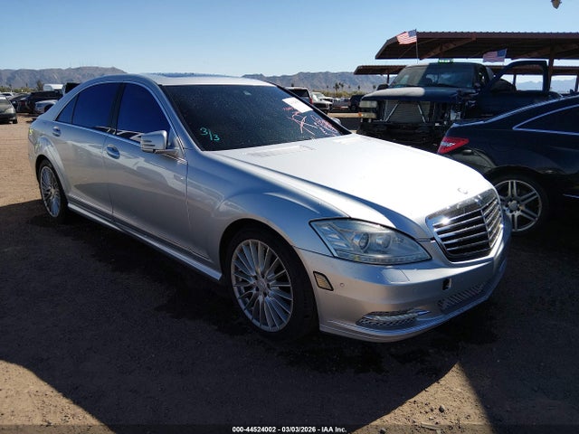 2010 MERCEDES-BENZ S 550 WDDNG7BBXAA292556