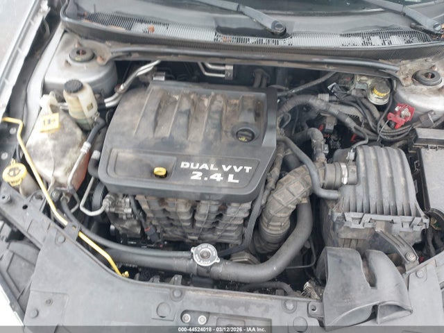 44524018 :رقم المزاد ، 1C3CCBBB0DN614798 vin ، 2013 Chrysler 200 Touring مزاد بيع