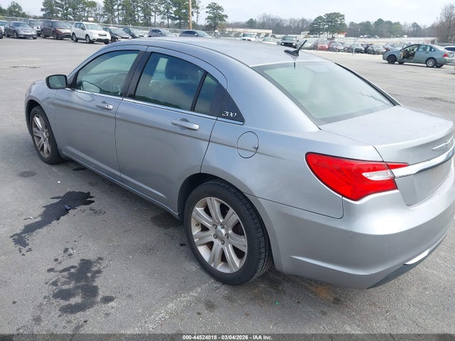 44524018 :رقم المزاد ، 1C3CCBBB0DN614798 vin ، 2013 Chrysler 200 Touring مزاد بيع